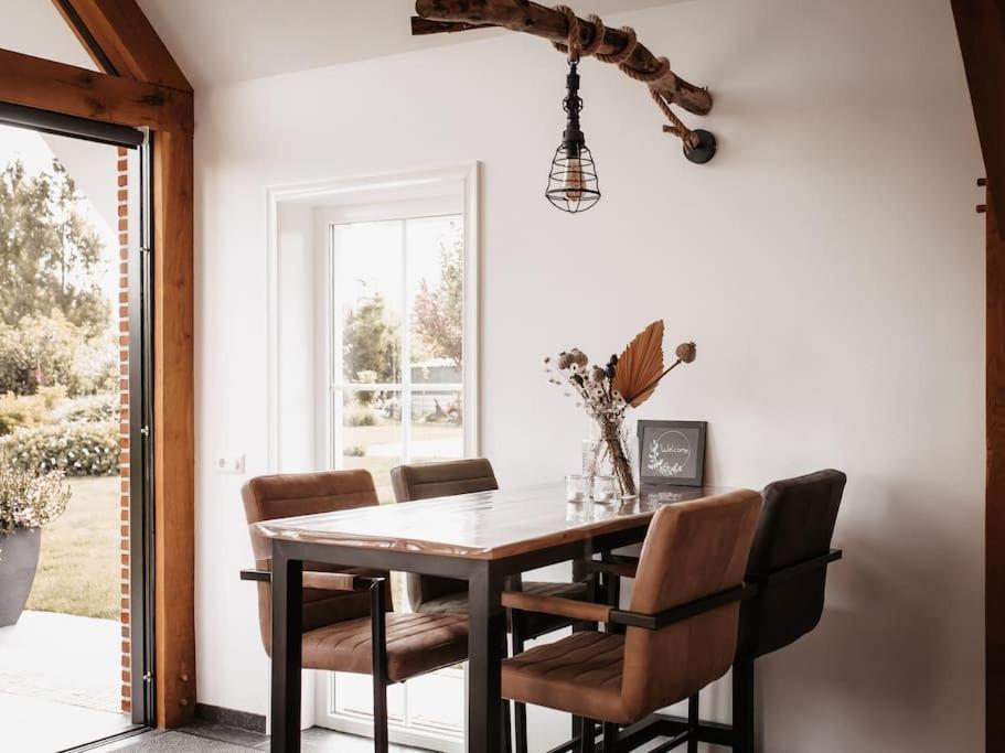 -Nieuw- Luxe & Sfeervol Vakantiehuis Толен Екстер'єр фото